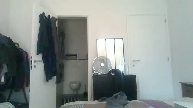 FFbottomnow online show from July 21, 3:14 pm