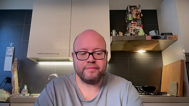 theitalianbear online show from January 29, 3:47 pm