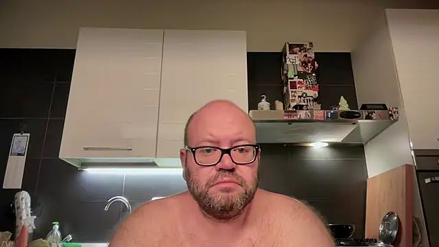 theitalianbear online show from July 10, 2:59 am