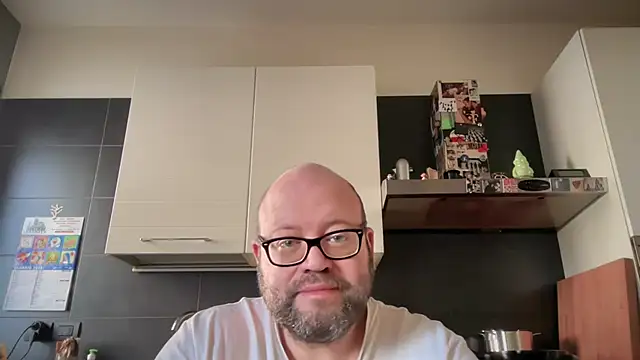 theitalianbear online show from January 15, 1:58 pm