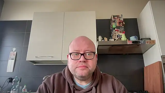 theitalianbear online show from March 18, 10:39 am