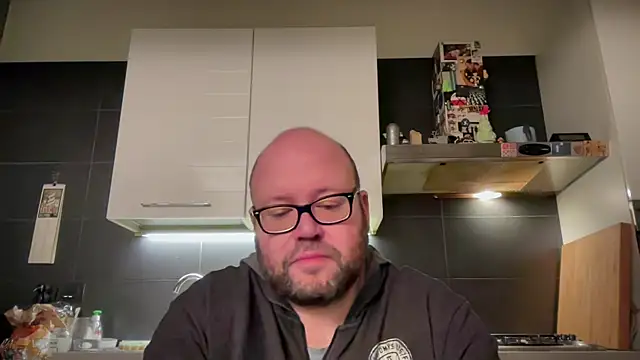 theitalianbear online show from December 17, 6:42 pm