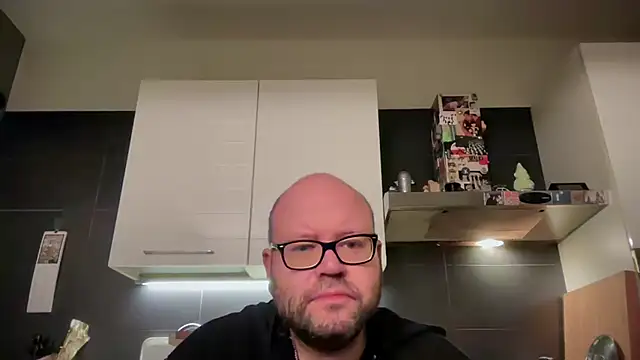 theitalianbear online show from October 9, 1:32 am