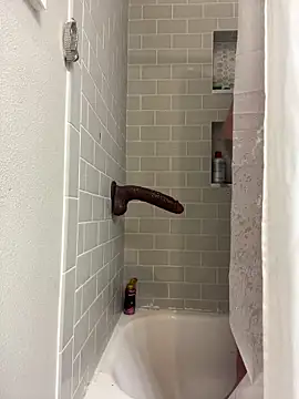 Snapshot of Stupidthick6 chatting on September 16, 1:17 am Stupidthick6 online show from September 16, 1:17 am