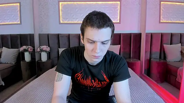 SashaMoscow  online show from August 9, 7:14 am