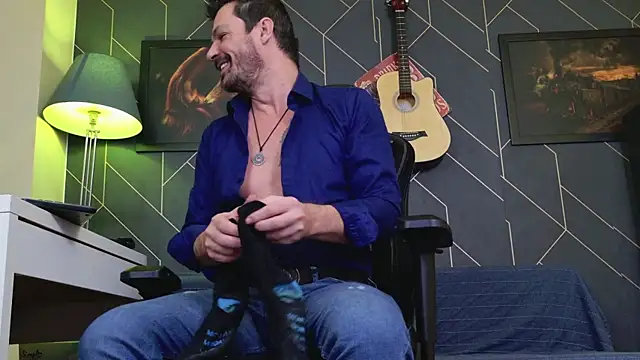 ChrisKox online show from January 13, 3:11 am