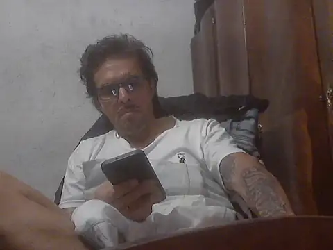 Snapshot of el_principe_hot chatting on September 27, 2:31 am el principe hot online show from September 27, 2:31 am