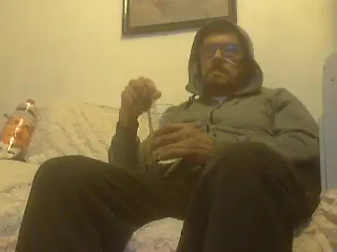 Snapshot of el_principe_hot chatting on March 9, 5:33 am el principe hot online show from March 9, 5:33 am