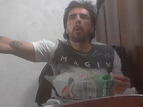 Snapshot of el_principe_hot chatting on October 2, 1:09 am el principe hot online show from October 2, 1:09 am