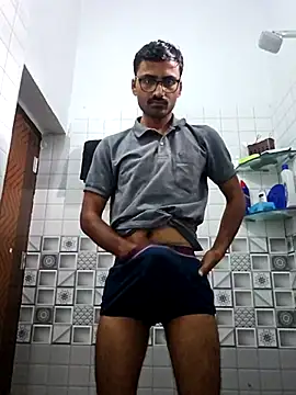 Snapshot of krishna8035 chatting on September 22, 4:56 am krishna8035 online show from September 22, 4:56 am