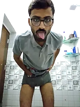 krishna8035 online show from November 18, 2:32 pm