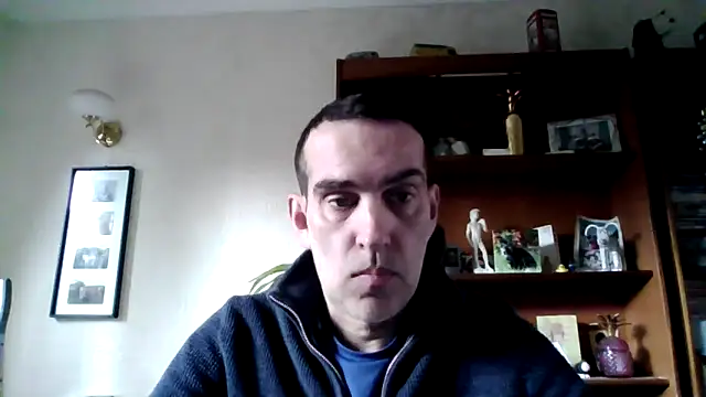 joegalea online show from April 3, 4:15 pm