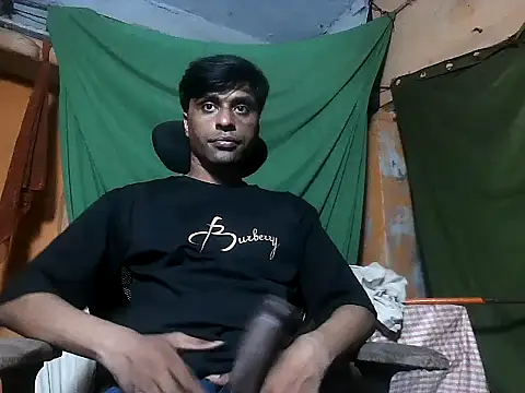 desiboy1101 online show from June 20, 3:06 pm