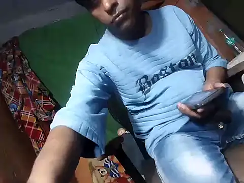 desiboy1101 online show from October 27, 1:35 pm