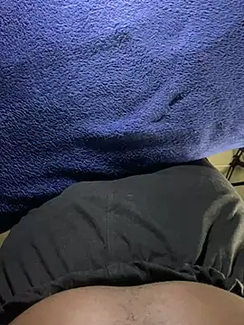 Snapshot of Curvy_conda chatting on March 19, 5:30 am Curvy conda online show from March 19, 5:30 am