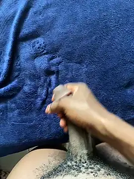 Snapshot of Curvy_conda chatting on January 15, 5:08 am Curvy conda online show from January 15, 5:08 am