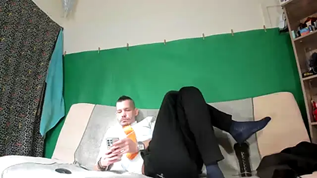 viraglaci18xh online show from April 12, 2:07 pm