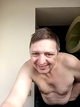 Pokaz2020 online show from March 19, 2:13 pm