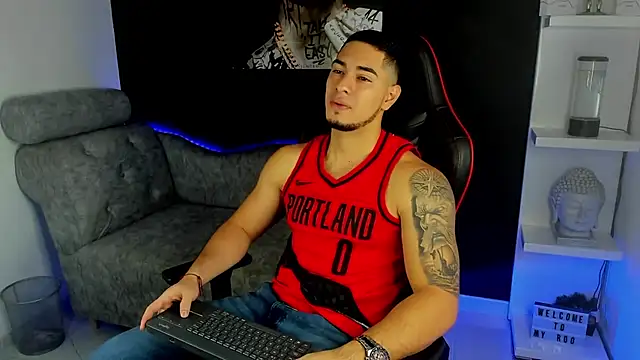 Dimitri Colleman online show from January 25, 3:19 am