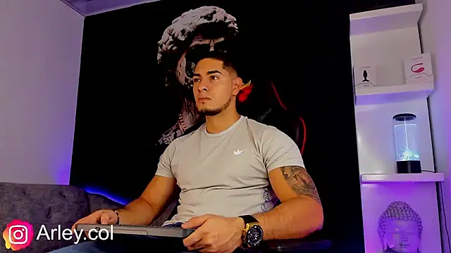 Dimitri Colleman online show from March 15, 2:56 am