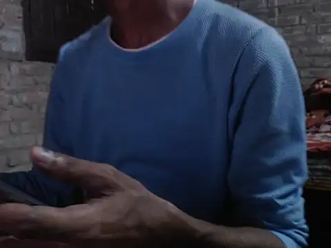 Snapshot of ThethunderPo chatting on October 23, 3:26 pm ThethunderPo online show from October 23, 3:26 pm