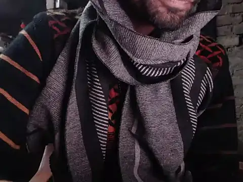 Snapshot of ThethunderPo chatting on December 30, 1:25 pm ThethunderPo online show from December 30, 1:25 pm