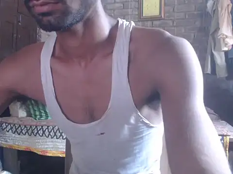 Snapshot of ThethunderPo chatting on September 13, 5:52 am ThethunderPo online show from September 13, 5:52 am