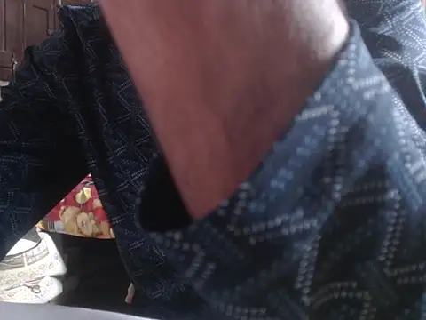 Snapshot of ThethunderPo chatting on September 11, 5:50 am ThethunderPo online show from September 11, 5:50 am