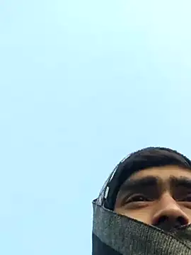 Snapshot of ThethunderPo chatting on January 18, 2:18 am ThethunderPo online show from January 18, 2:18 am