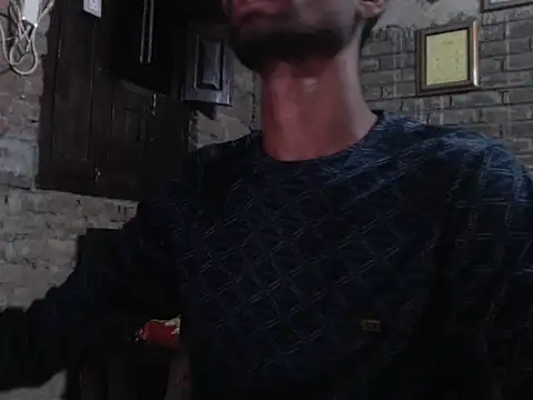 Snapshot of ThethunderPo chatting on September 15, 2:07 pm ThethunderPo online show from September 15, 2:07 pm