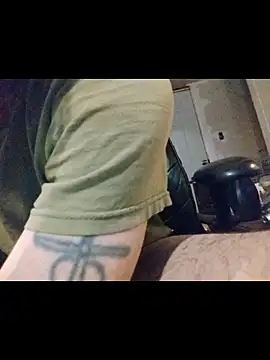 ROBERT0516 online show from February 15, 2:36 pm