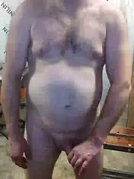 Snapshot of IronedTitan chatting on December 5, 6:24 pm IronedTitan online show from December 5, 6:24 pm