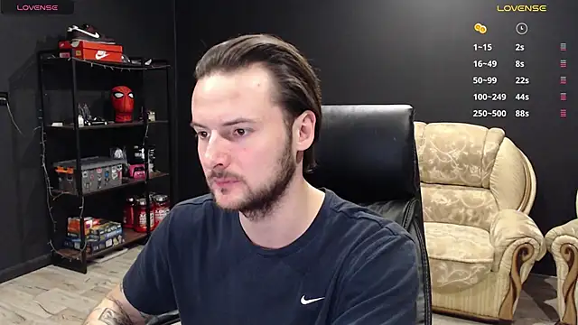 Snapshot of MihasikD chatting on December 27, 1:28 pm MihasikD online show from December 27, 1:28 pm