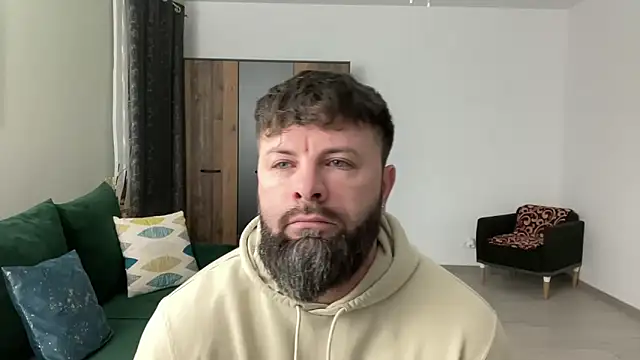 Snapshot of AlphaSparks chatting on March 4, 3:44 am AlphaSparks online show from March 4, 3:44 am