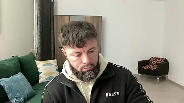 Snapshot of AlphaSparks chatting on March 6, 3:46 am AlphaSparks online show from March 6, 3:46 am