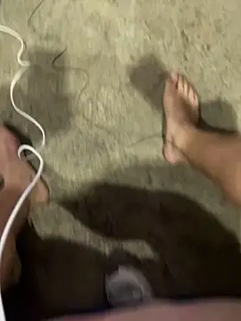 maudarks online show from December 19, 7:16 am