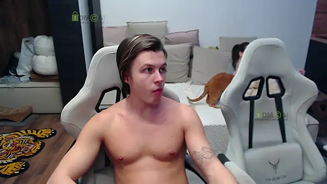 Sunny-Girl1 online show from January 6, 6:56 pm