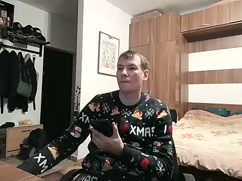 TwooLovers69 online show from January 11, 6:00 pm