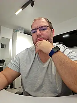 Andrew1900529 online show from October 11, 8:57 pm