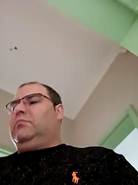 Andrew1900529 online show from September 29, 7:07 am