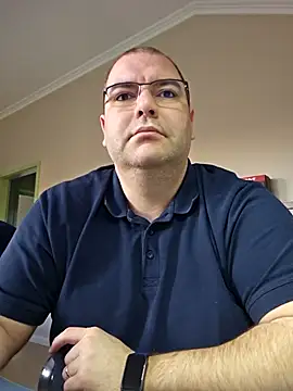 Andrew1900529 online show from March 6, 5:35 am