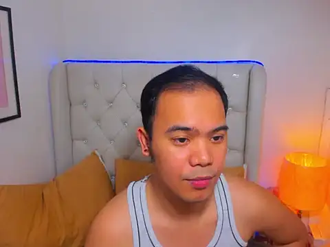 AsianZero online show from March 15, 6:14 pm