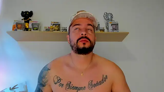 camilo restrepo21 online show from December 15, 3:09 pm