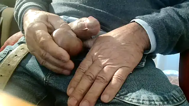 curcuro online show from March 18, 4:28 pm