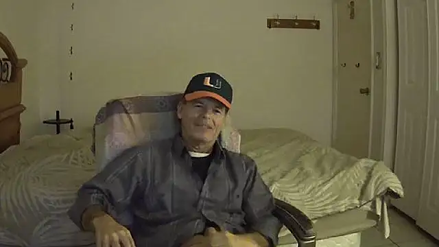 nakeedcowboi65 online show from February 6, 11:51 am