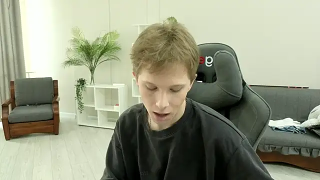 arlekincrop online show from December 20, 8:21 am