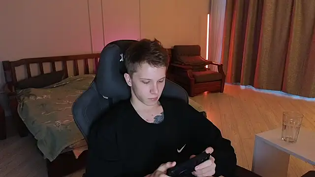 arlekincrop online show from March 3, 12:54 pm