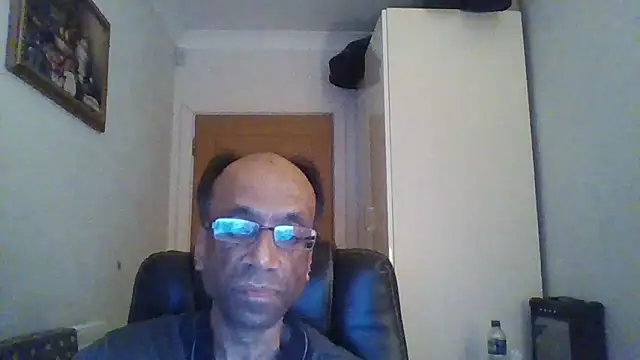 Snapshot of rauncher1 chatting on September 24, 11:47 pm rauncher1 online show from September 24, 11:47 pm