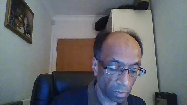 Snapshot of rauncher1 chatting on September 28, 10:41 pm rauncher1 online show from September 28, 10:41 pm