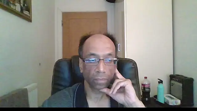 rauncher1 online show from February 2, 10:46 am